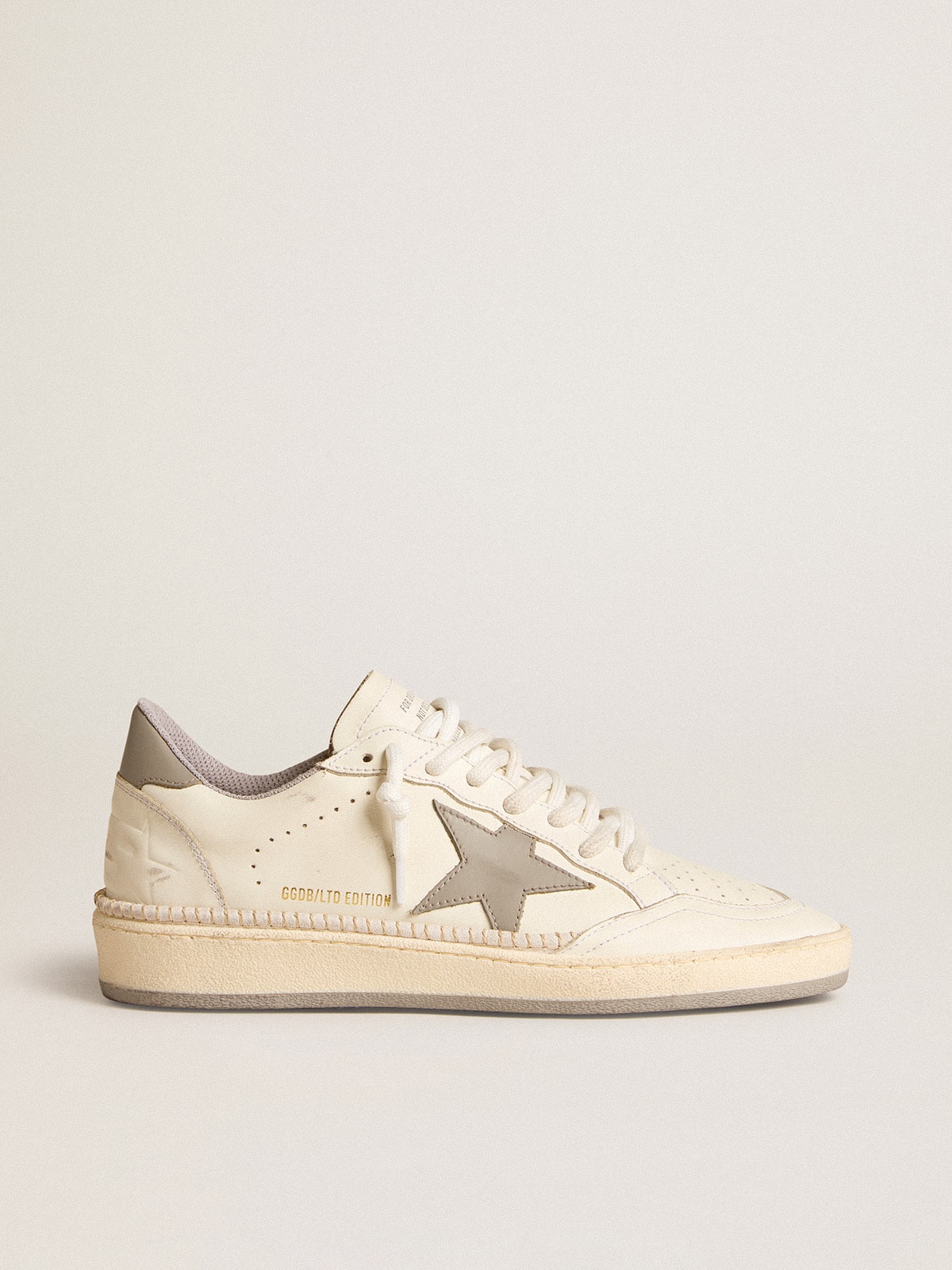 Women's Ball Star LTD with gray leather star and heel tab and stitching| Golden Goose