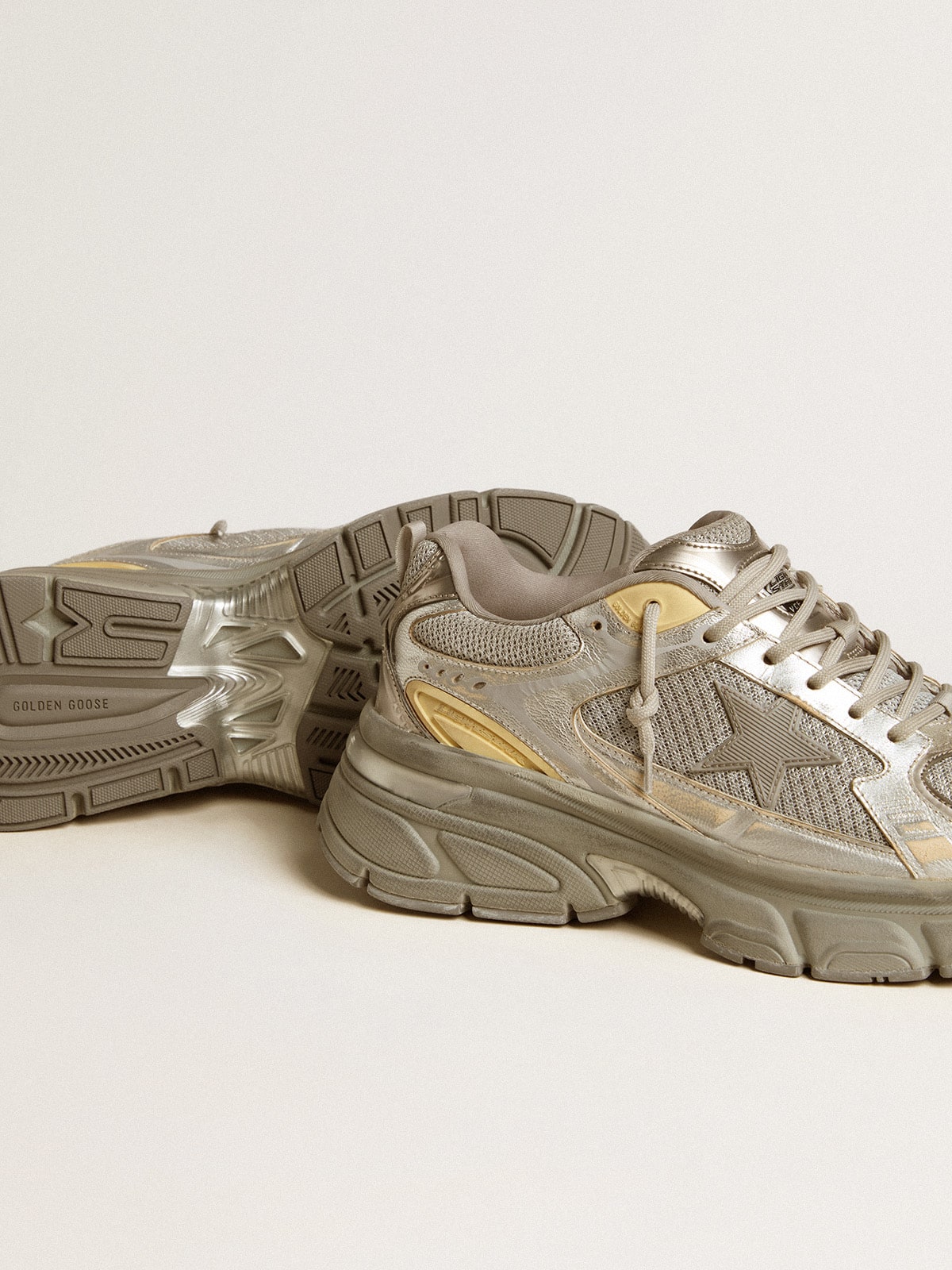 Women's Lightstar in metallic leather and silver mesh with gray star| Golden Goose
