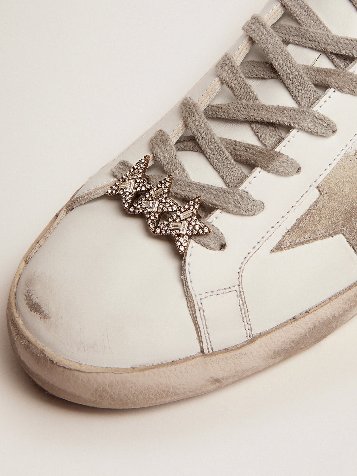 Lace accessory with three antique gold color stars with crystals| Golden Goose