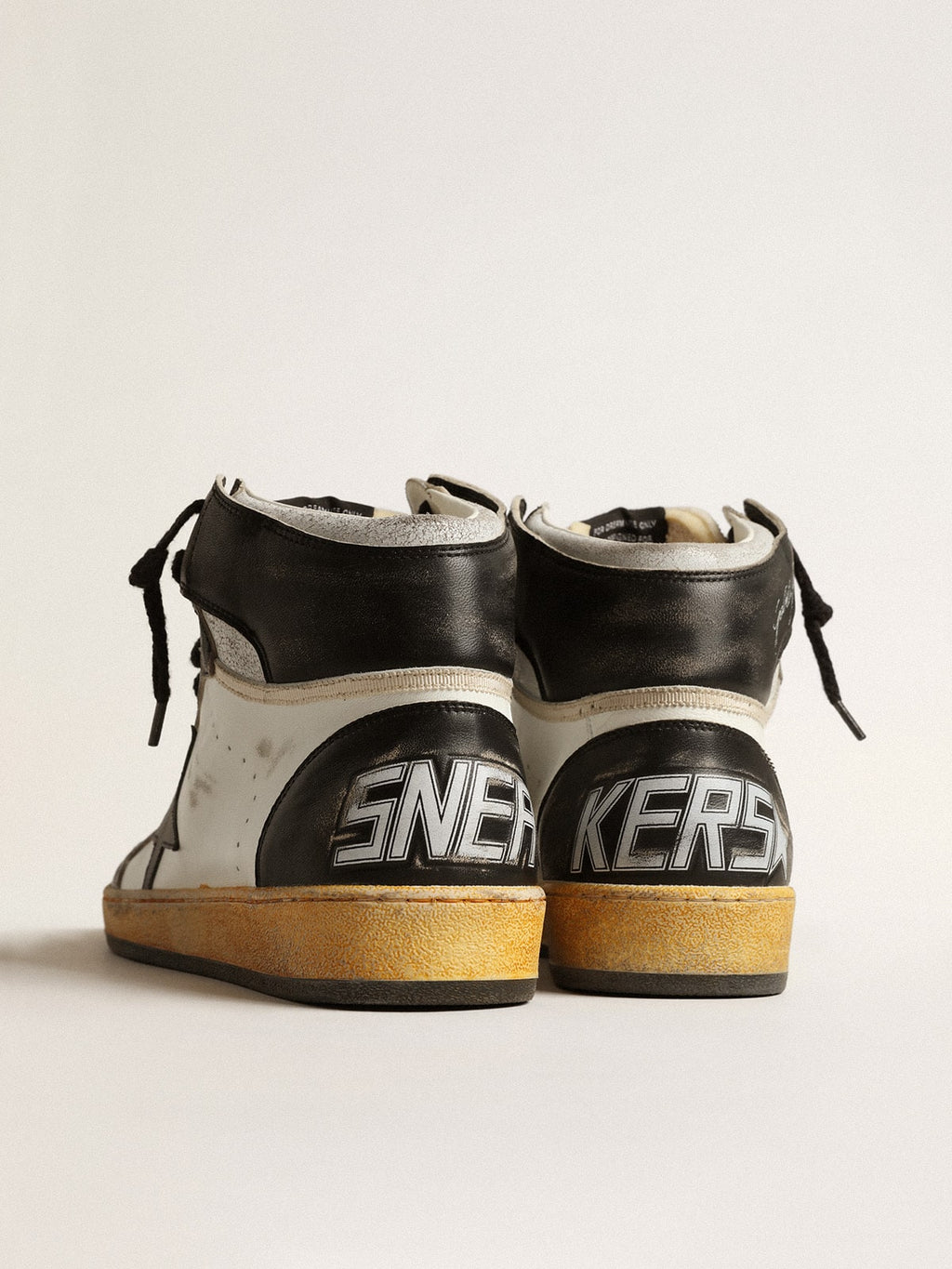 Sky-Star in white nappa leather with black leather star| Golden Goose