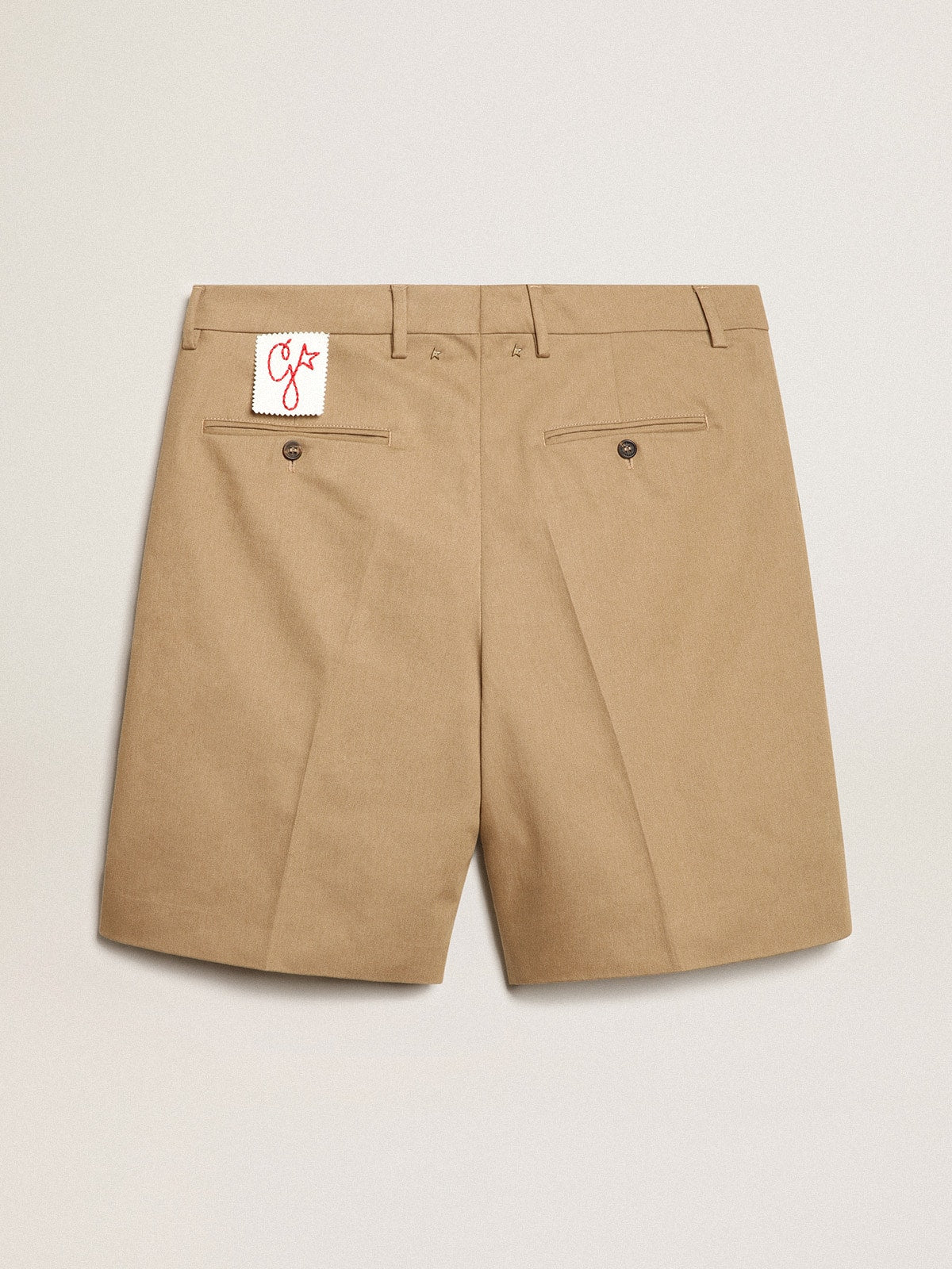 Men's Bermuda shorts in beige cotton| Golden Goose