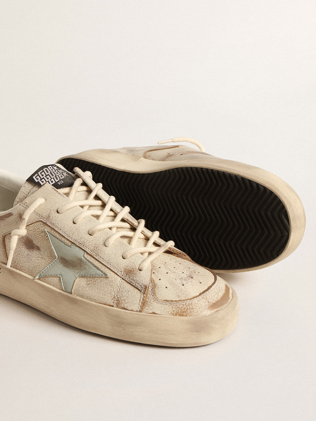 Stardan LTD with aqua-green nappa leather star and heel tab| Golden Goose