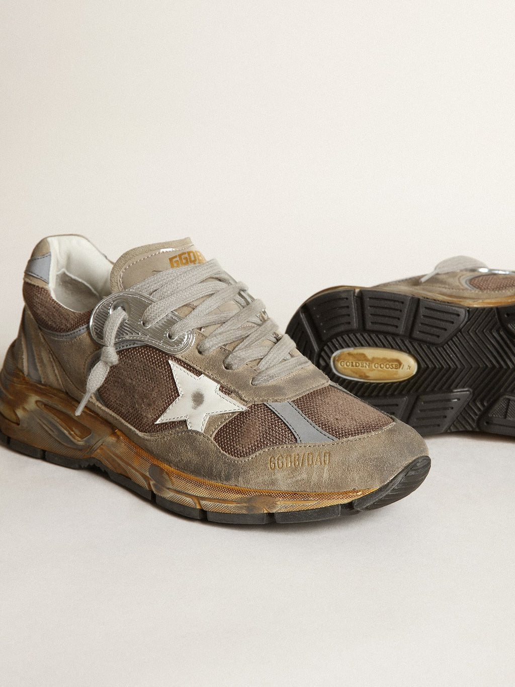 Men's Dad-Star in dove gray mesh and suede| Golden Goose