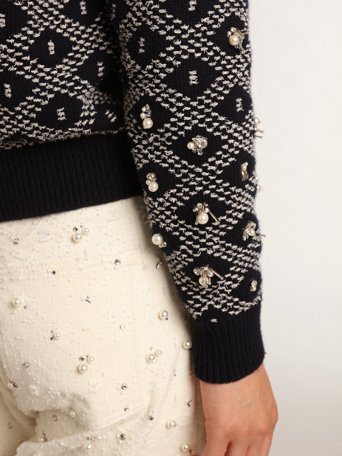 Women's round-neck sweater with white and blue geometric motifs| Golden Goose