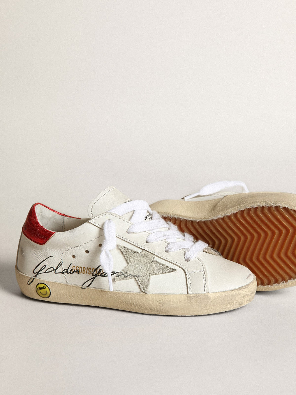 Junior Super-Star with gray star and red heel tab| Golden Goose