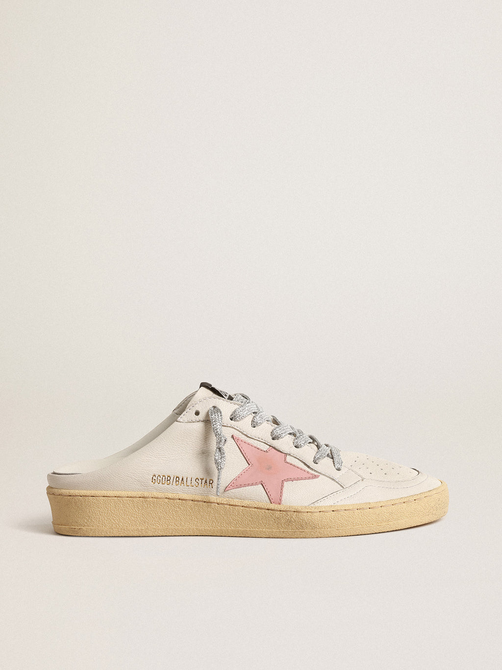 Ball Star Sabots in white nappa with an old-rose leather star| Golden Goose