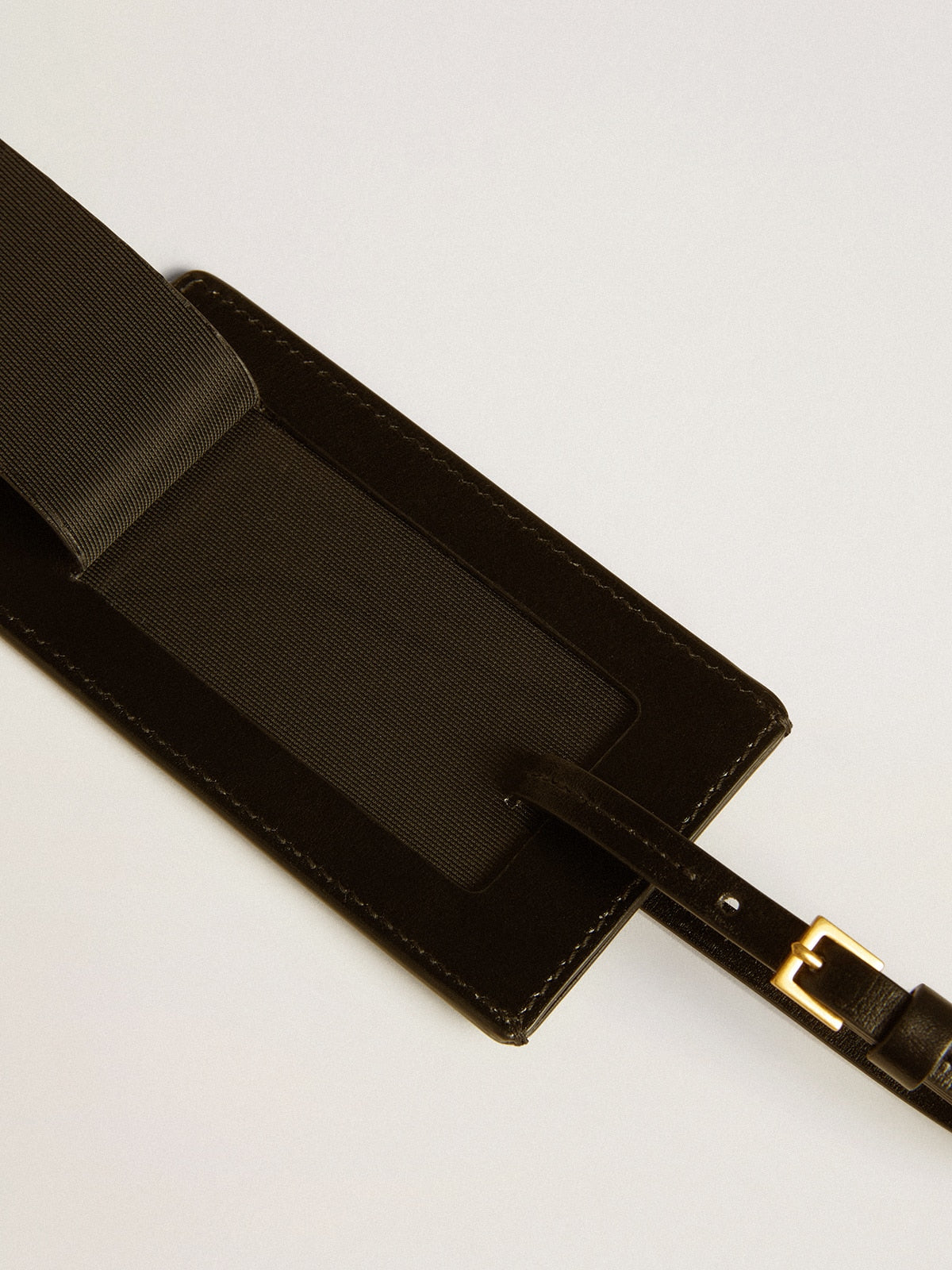 Black luggage tag| Golden Goose