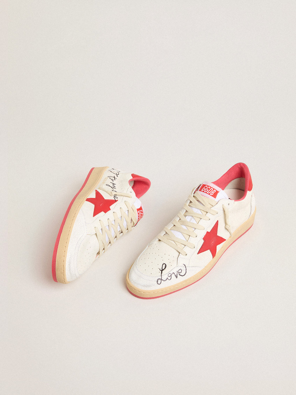 Women's Ball Star  Wishes in white leather with a red star and heel tab| Golden Goose