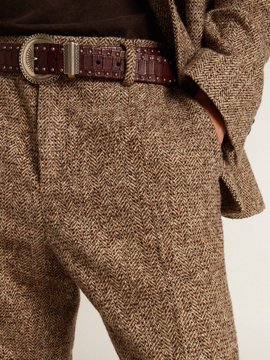 Men's pants in beige and brown wool and silk blend fabric| Golden Goose
