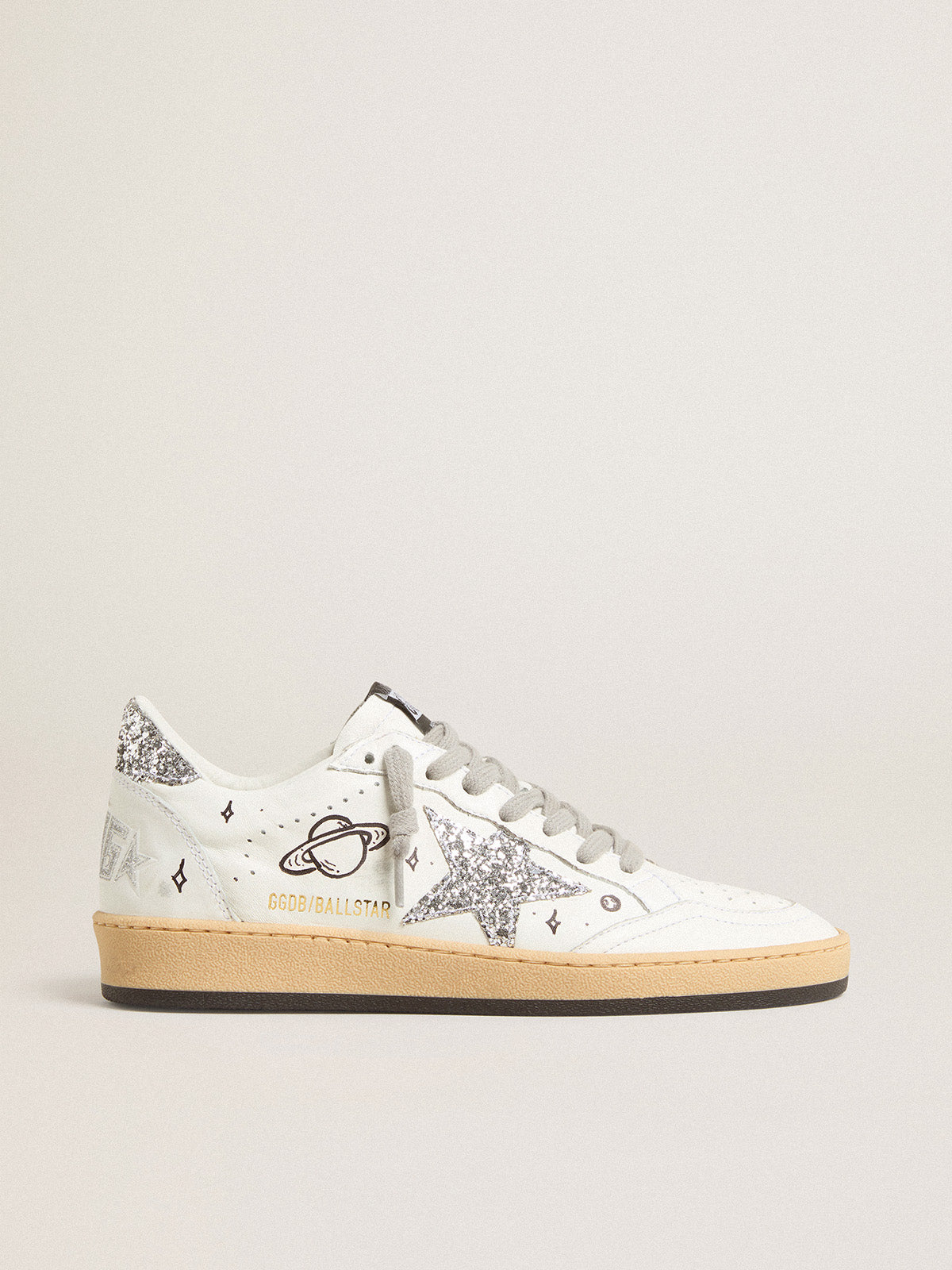 Women's Ball Star Wishes in nappa leather with white star and glitter heel tab| Golden Goose