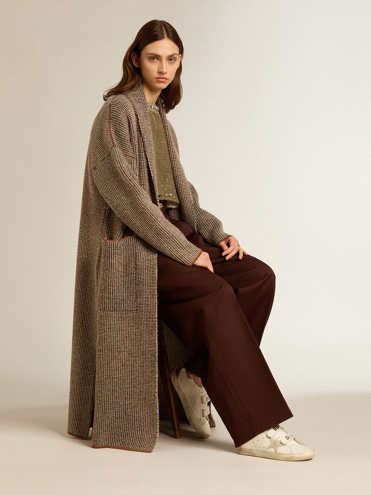 Old School with ice-gray suede star and glitter heel tab| Golden Goose
