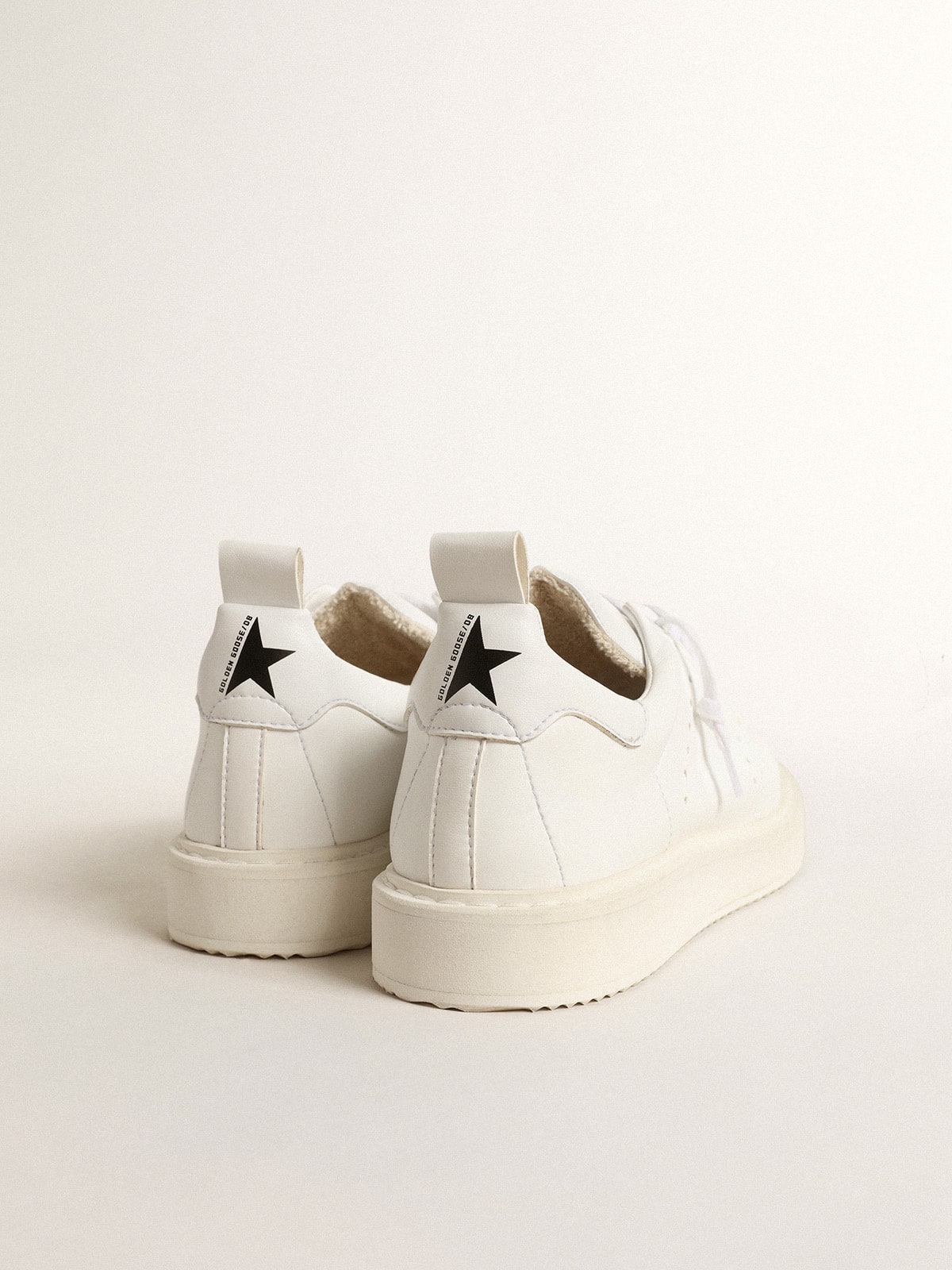 Women's bio-based Starter with white star and heel tab| Golden Goose