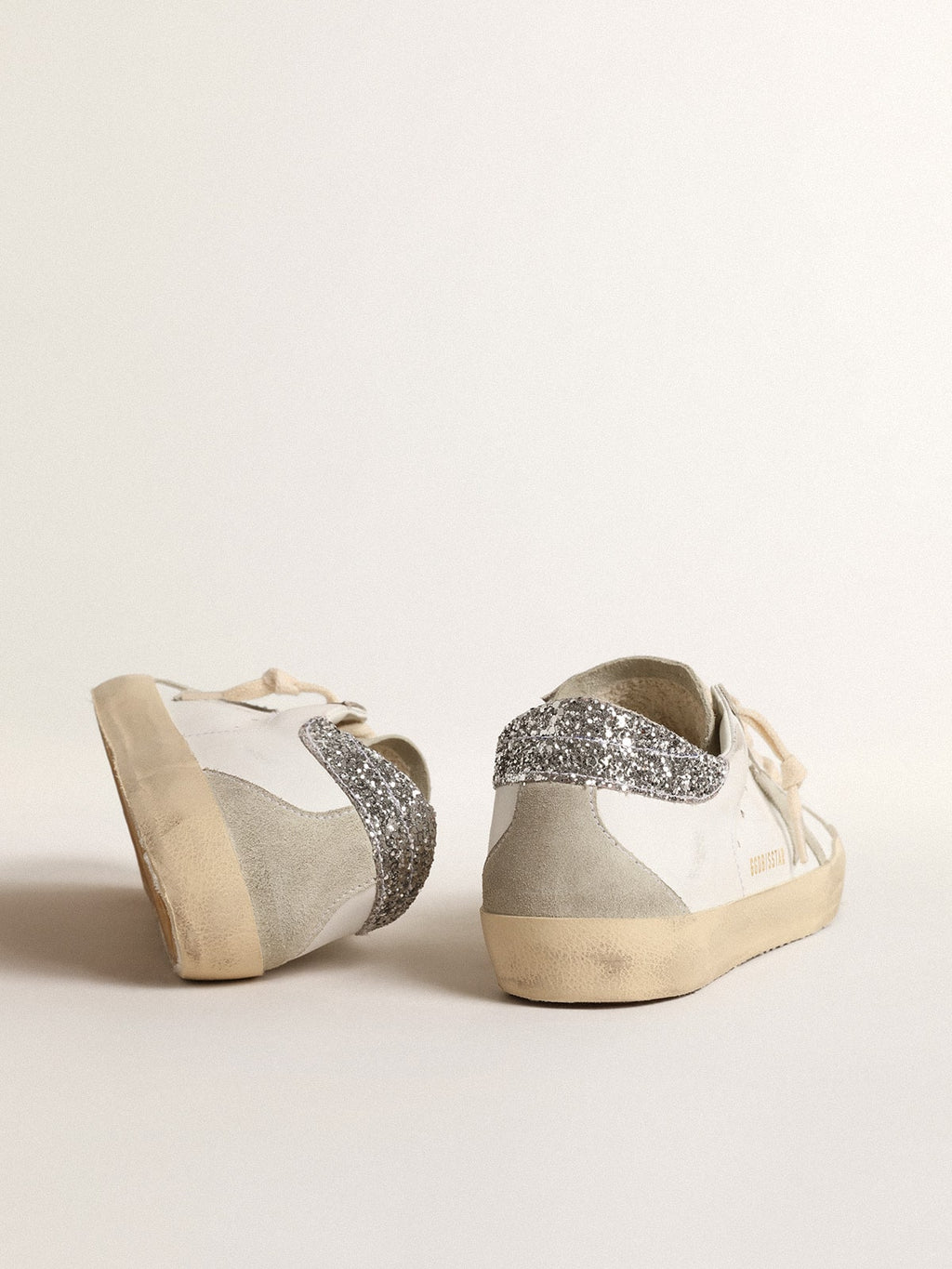 Women's Super-Star with gray star and silver glitter heel tab| Golden Goose