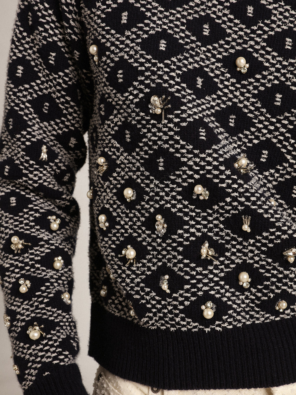 Women's round-neck sweater with white and blue geometric motifs| Golden Goose