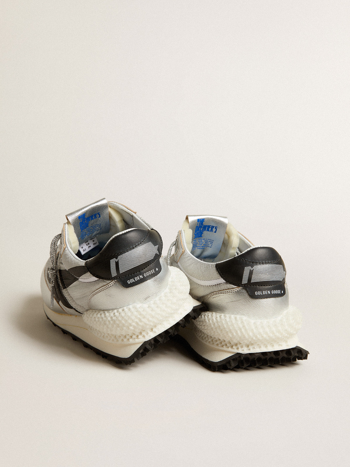 Men's Marathon with silver ripstop nylon upper and black star| Golden Goose