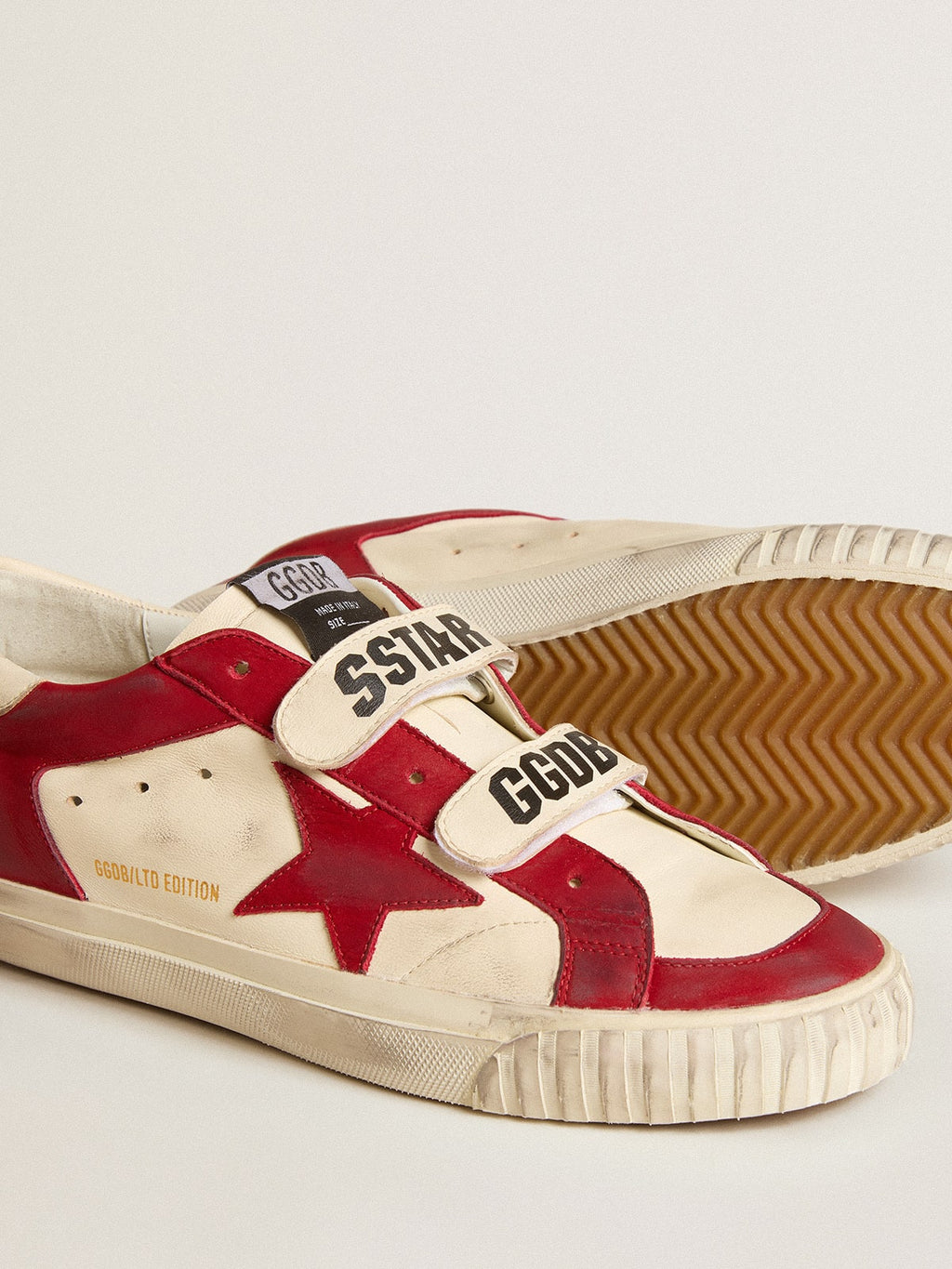 Women's Old School in nappa with red nubuck star and nappa heel tab| Golden Goose