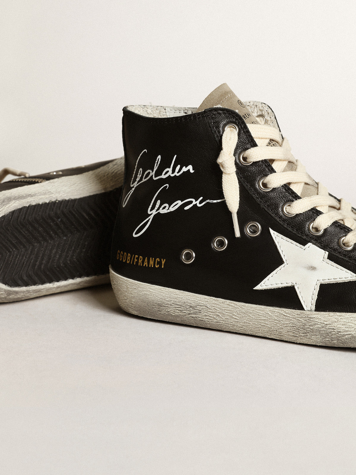 Women's Francy in black nappa with white leather star| Golden Goose