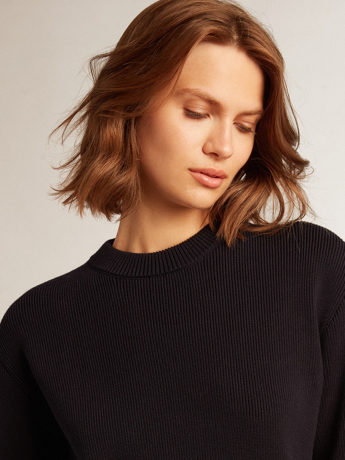 Women's round-neck sweater in dark blue cotton with logo on the back| Golden Goose