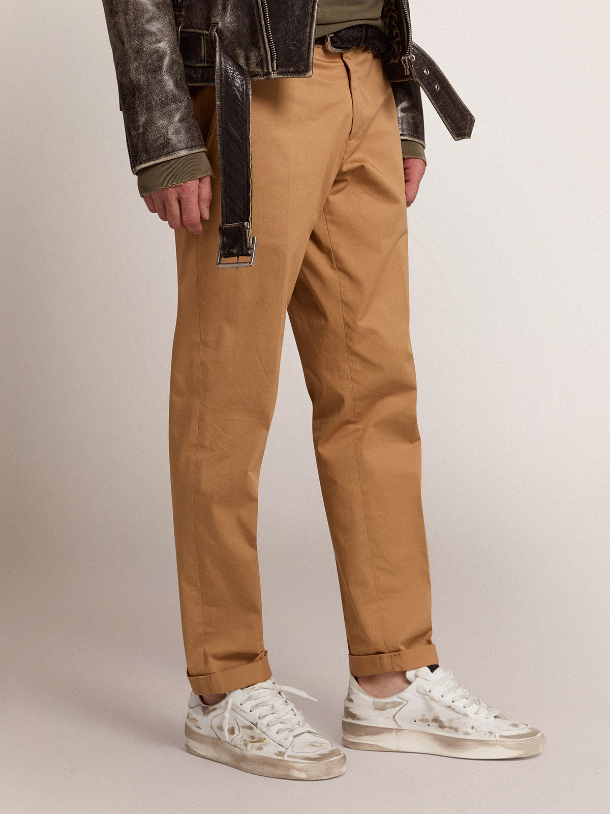 Men's Stardan in white leather with distressed effect| Golden Goose