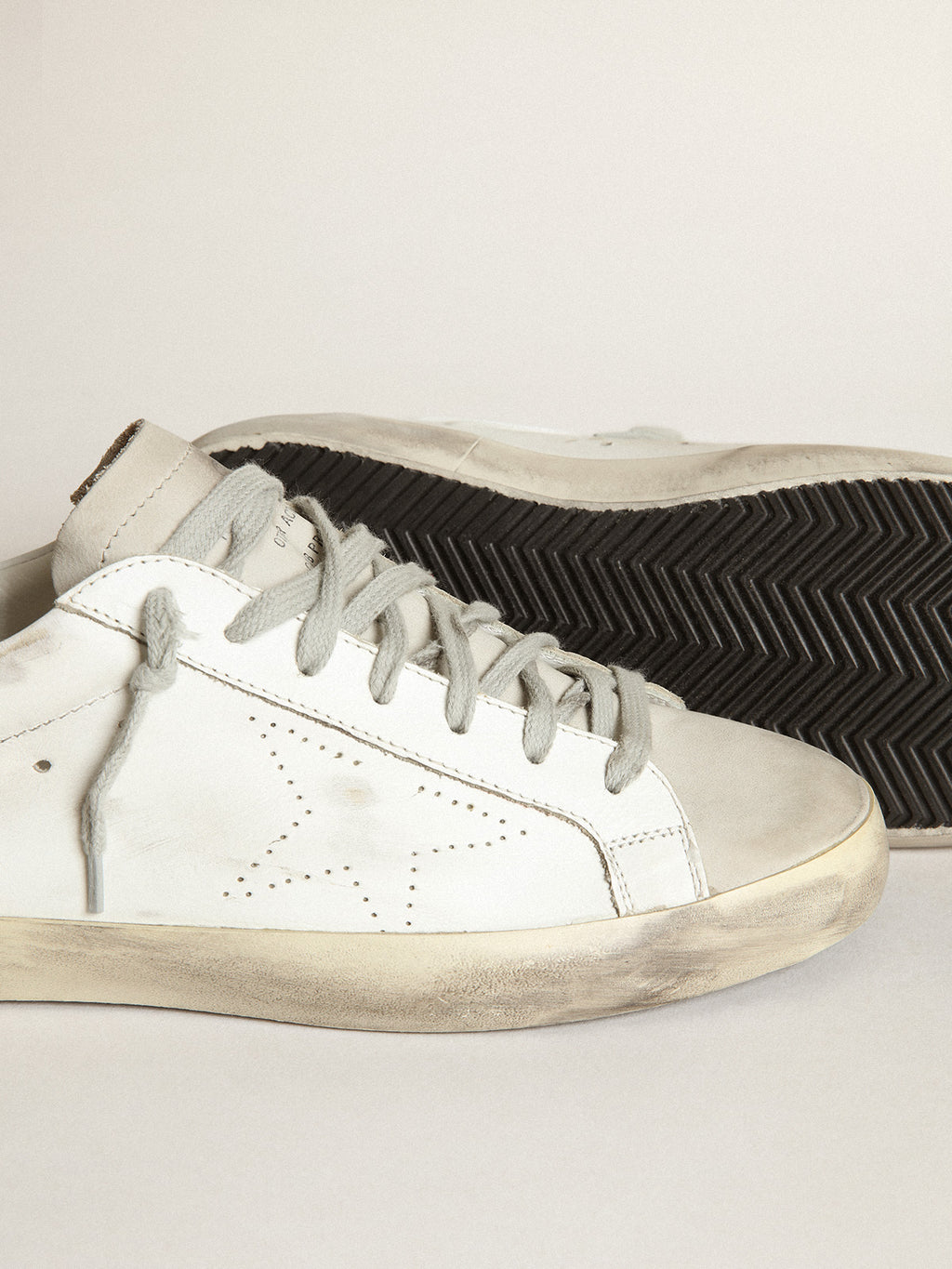 Men's Super-Star with perforated star and ice-gray heel tab| Golden Goose