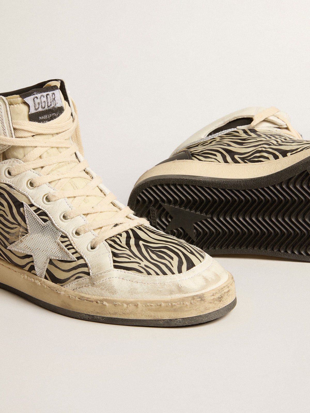 Women's Sky-Star LAB in zebra nappa with textured silver leather star| Golden Goose