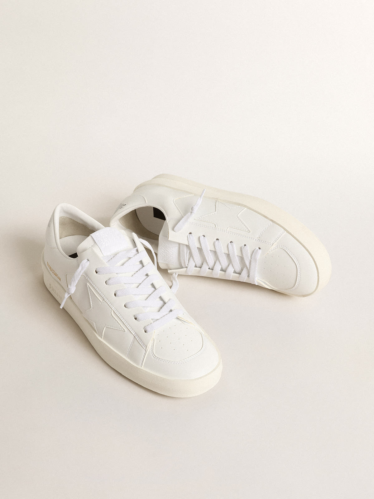 Women's bio-based Stardan with white star and heel tab| Golden Goose
