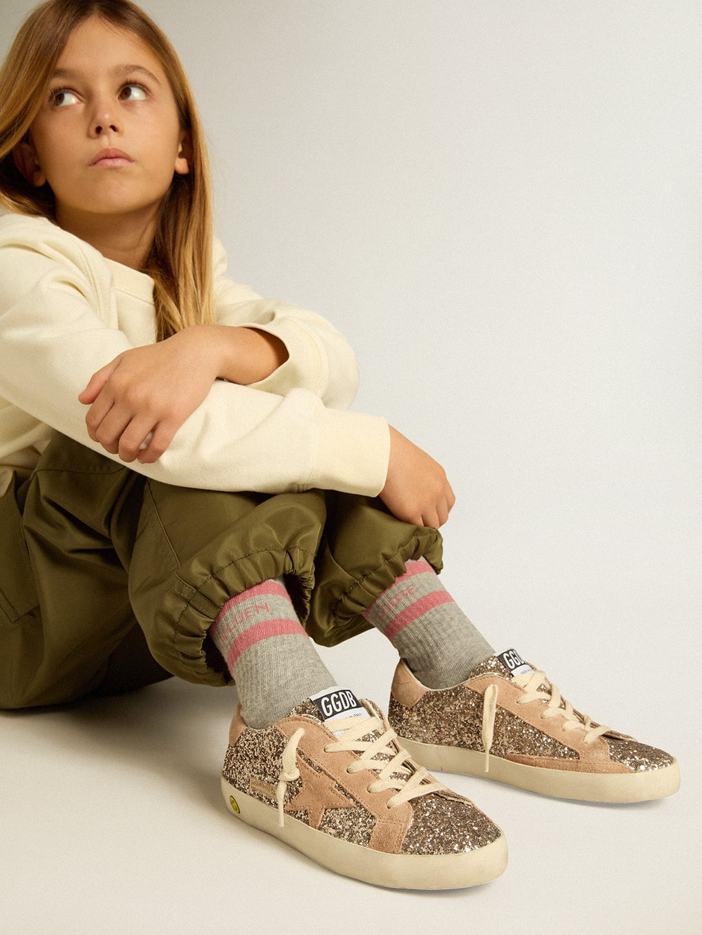 Junior Super-Star in glitter with suede star and heel tab| Golden Goose