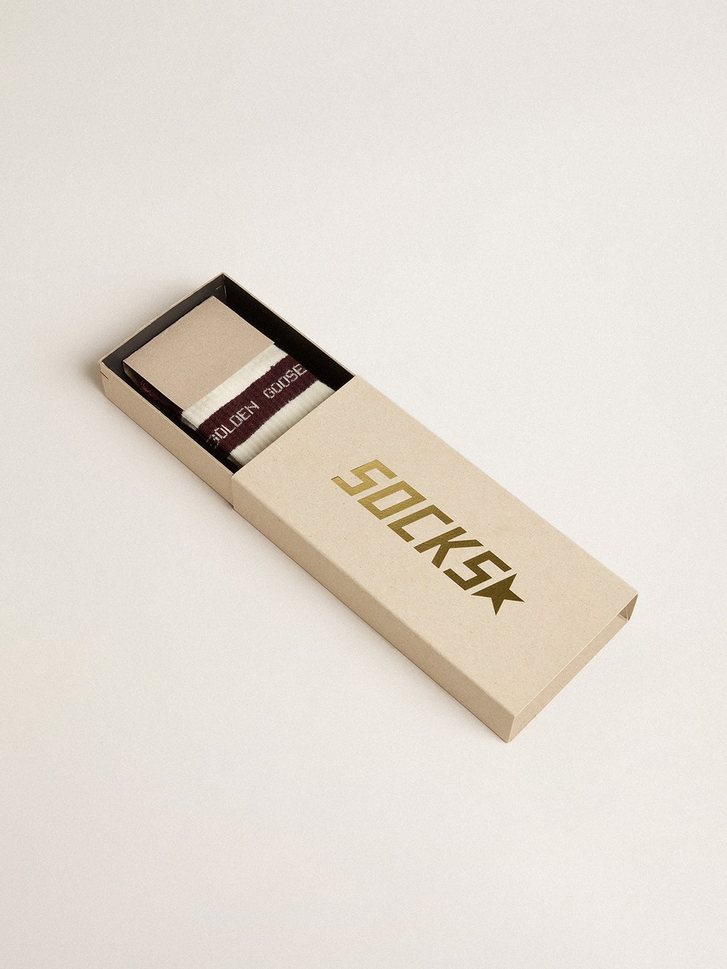 Burgundy socks with distressed details and worn white stripes| Golden Goose