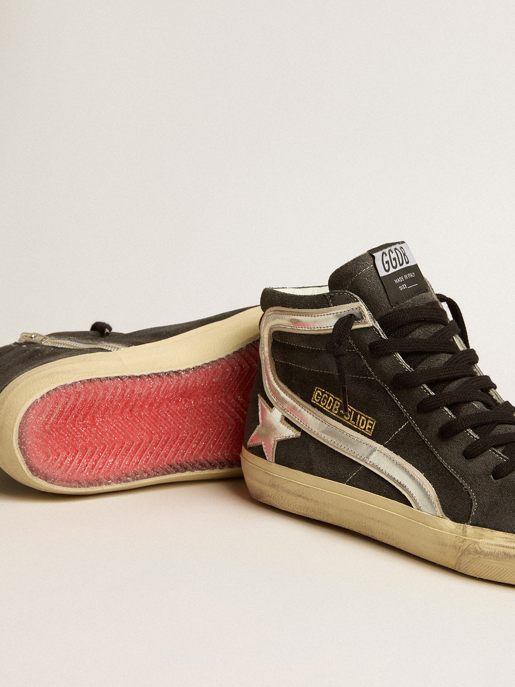 Slide in black suede with silver metallic leather star and flash| Golden Goose