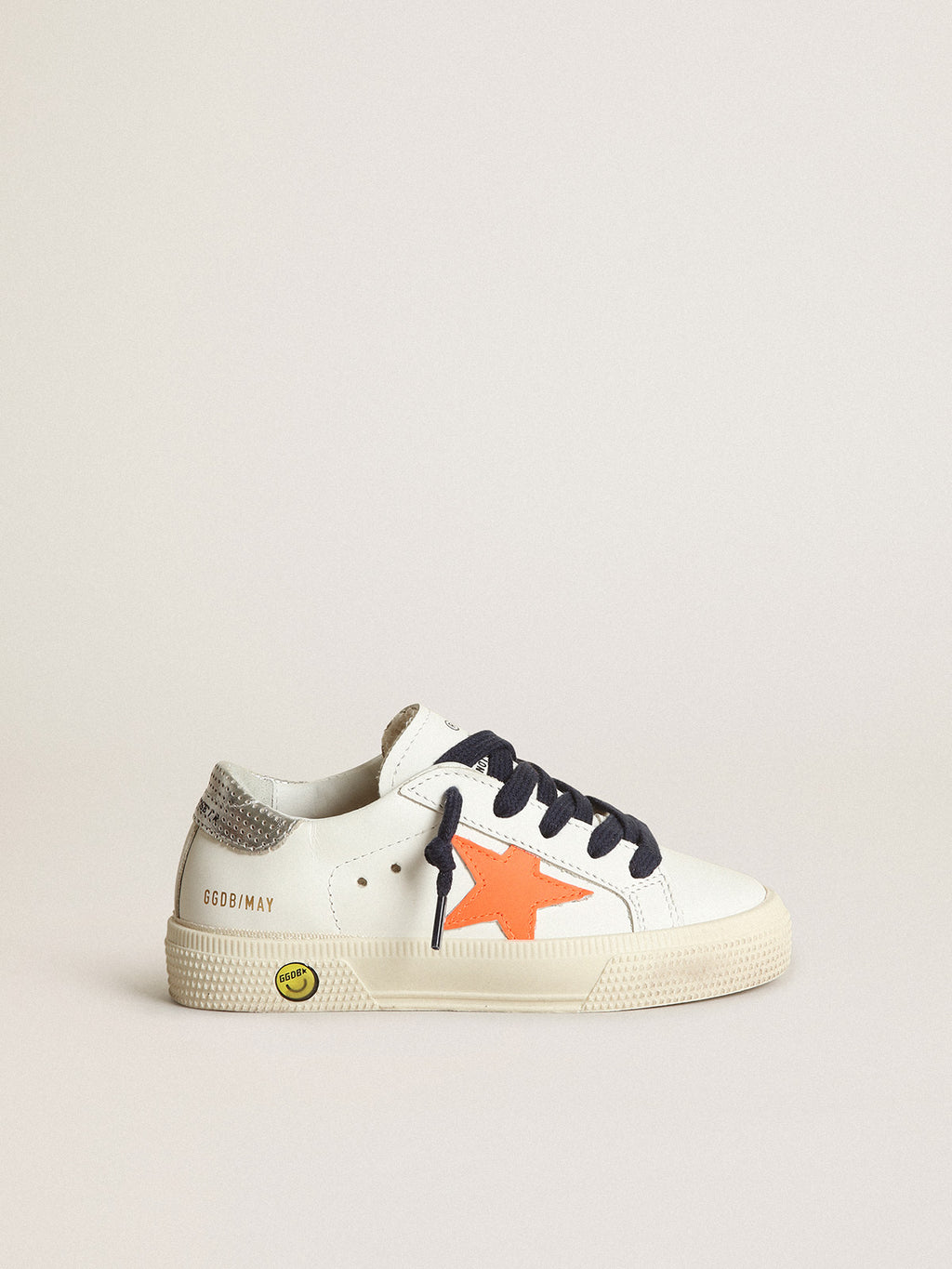 Young May with fluorescent orange leather star and perforated heel| Golden Goose