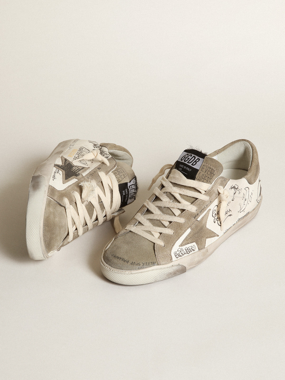 Super-Star in nappa with gray star and heel tab and black lettering| Golden Goose