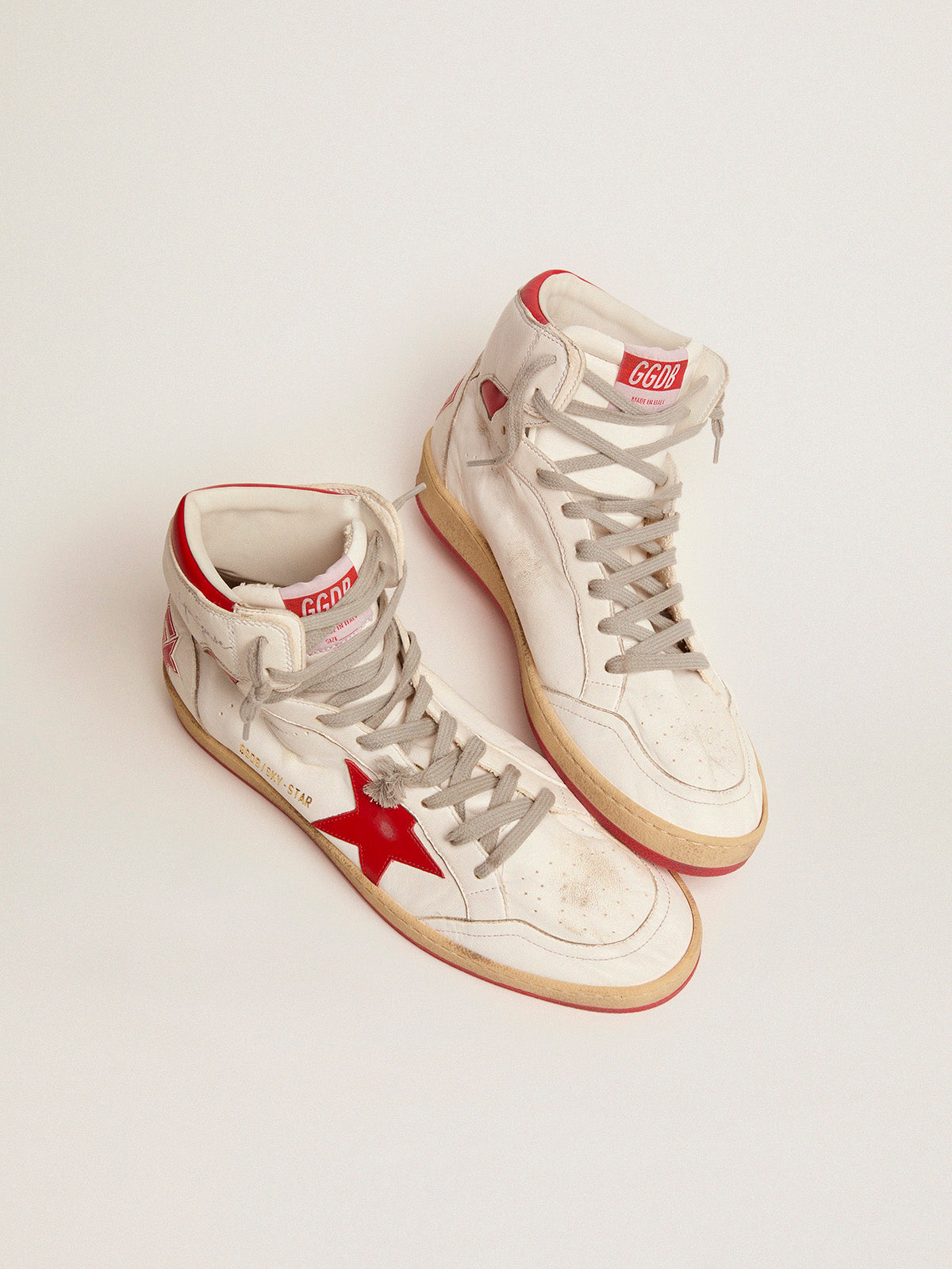 Women's Sky-Star in white nappa with red star and heel tab| Golden Goose