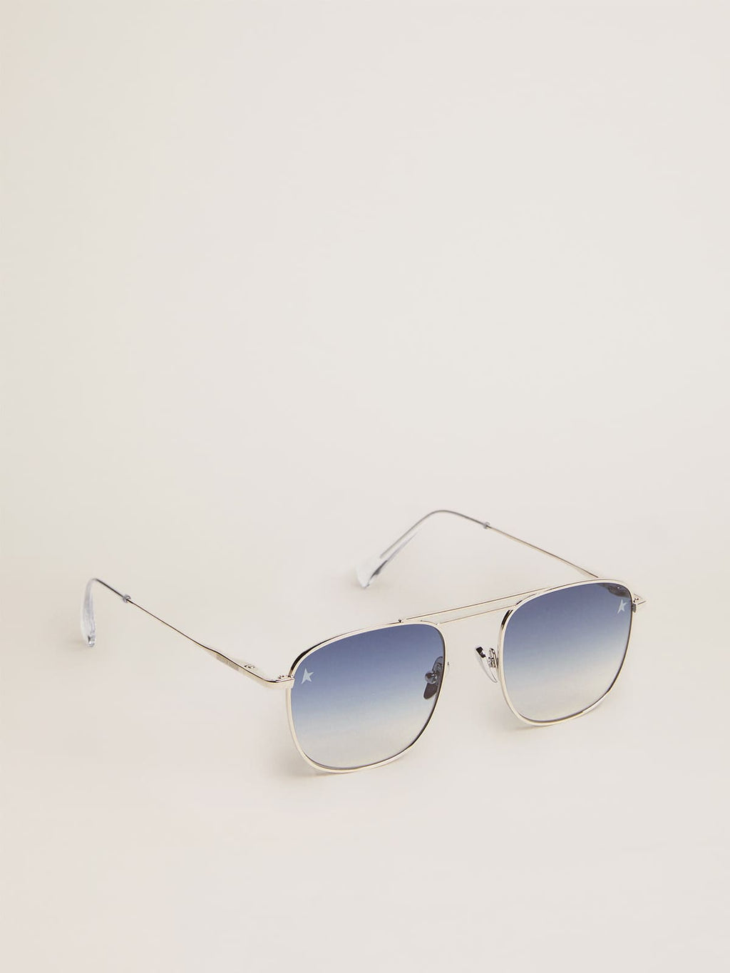 Sunframe Roger aviator model with silver frame| Golden Goose