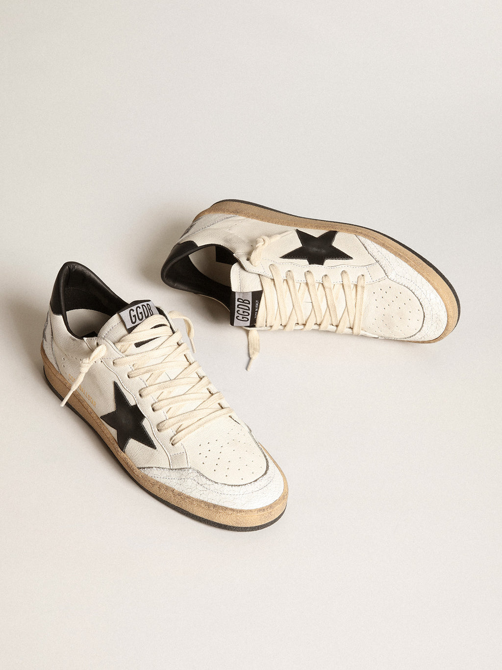 Women's Ball Star in nappa with white star and black heel tab| Golden Goose